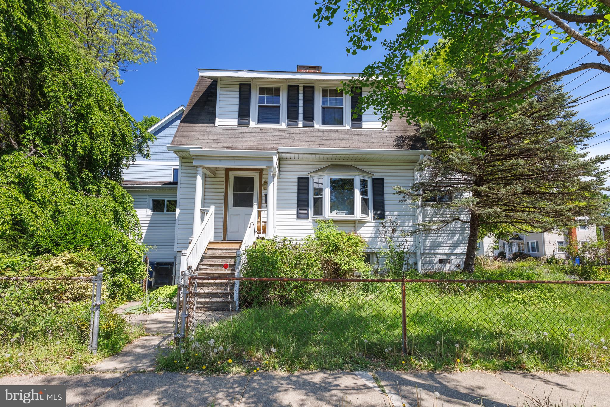 ADDISON HEIGHTS - Residential