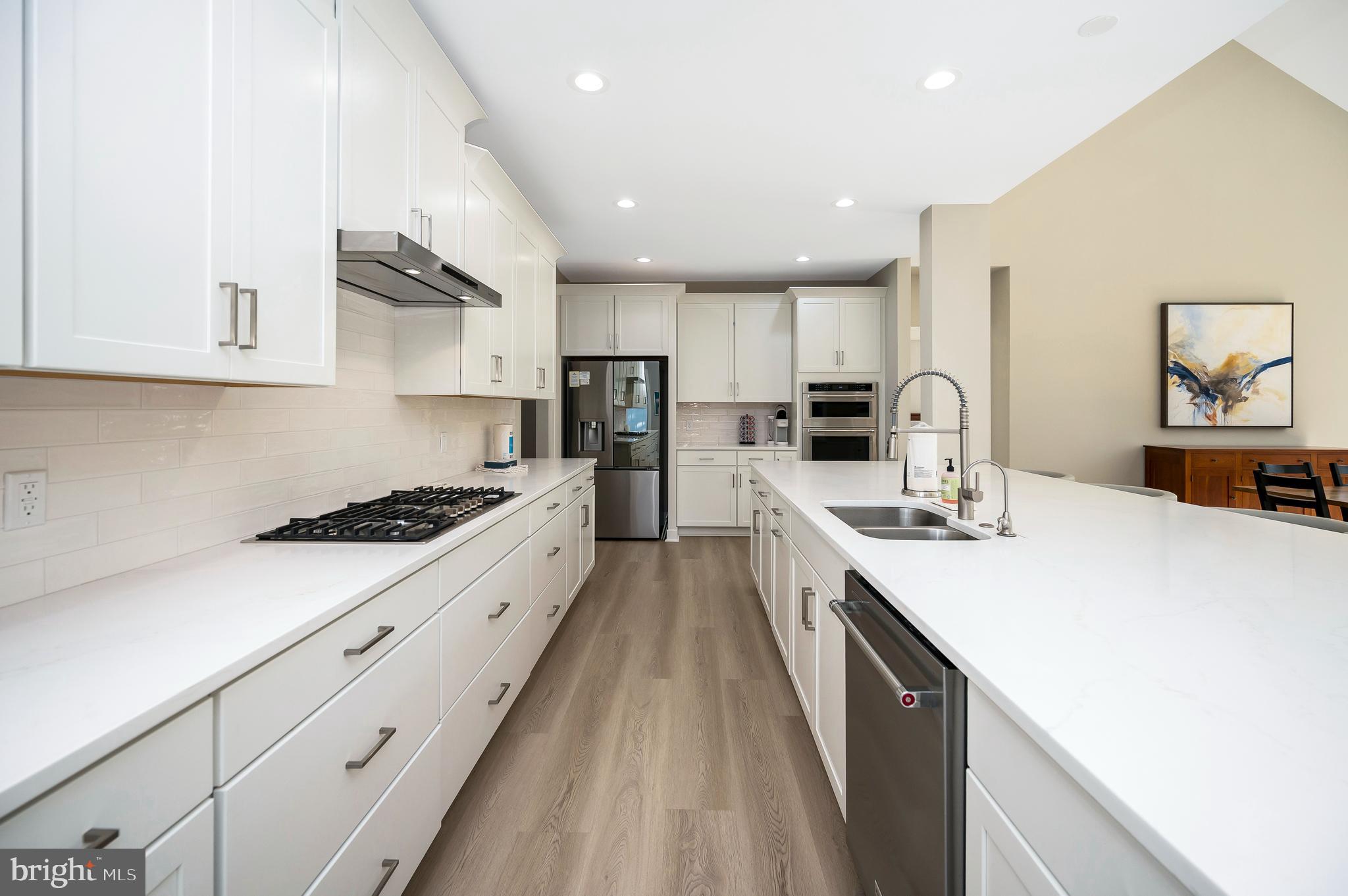 SUNSET COVE - Residential