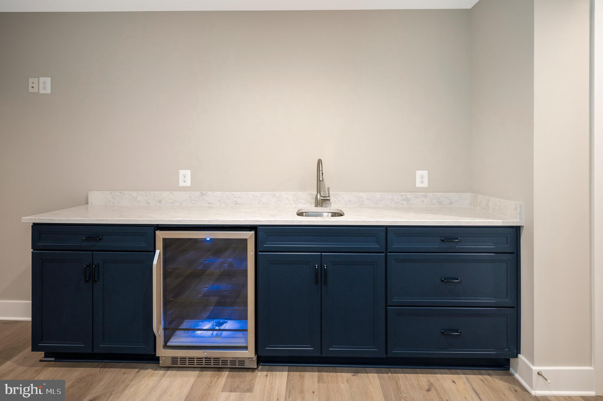 SUNSET COVE - Residential