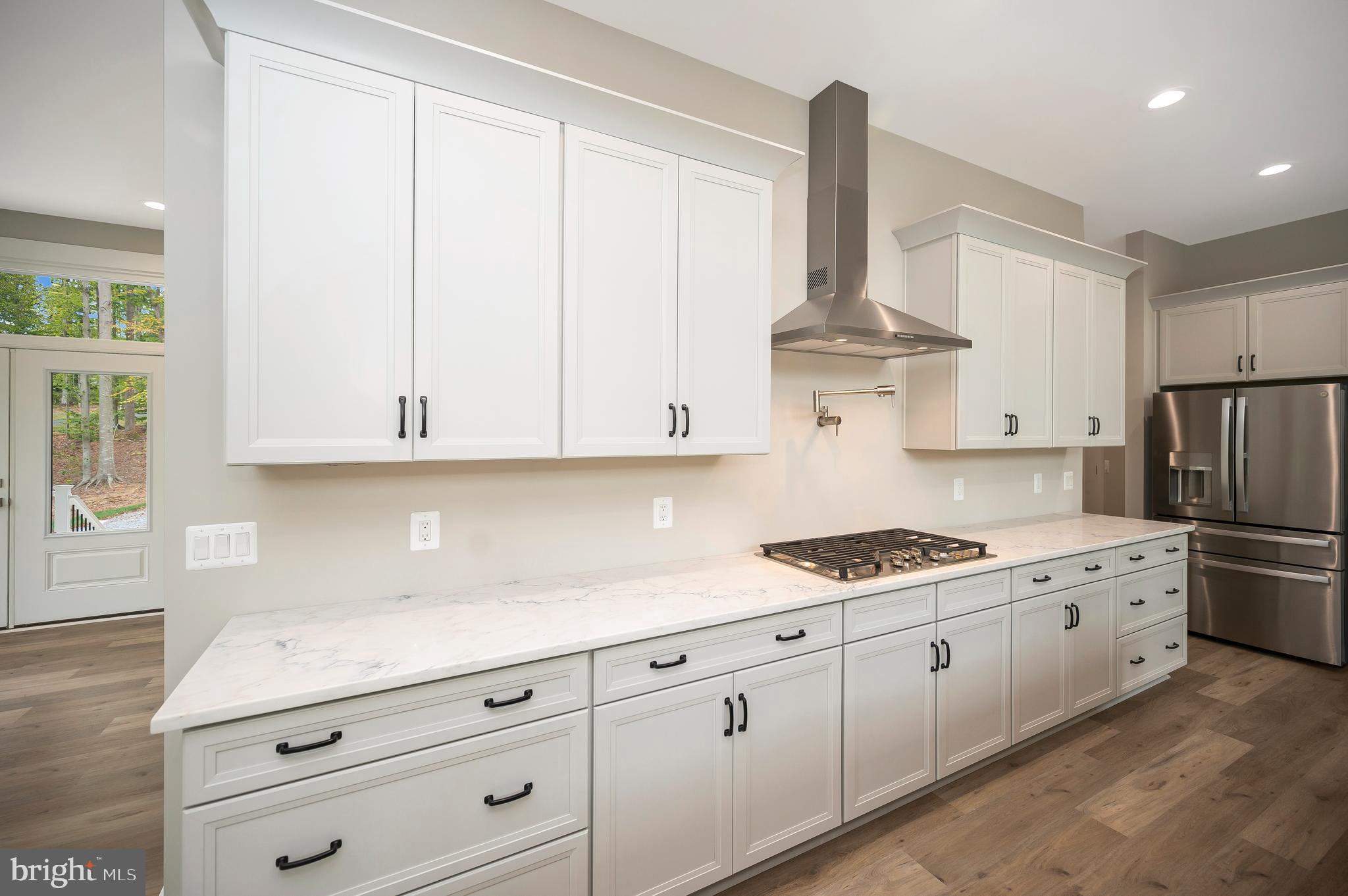 SUNSET COVE - Residential