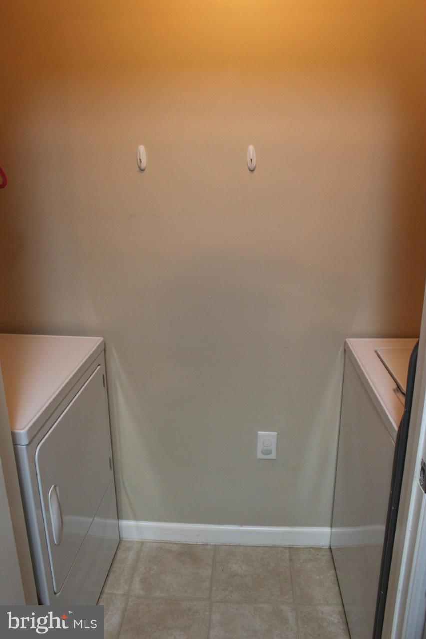 WESTCHESTER AT STRATFORD - Residential