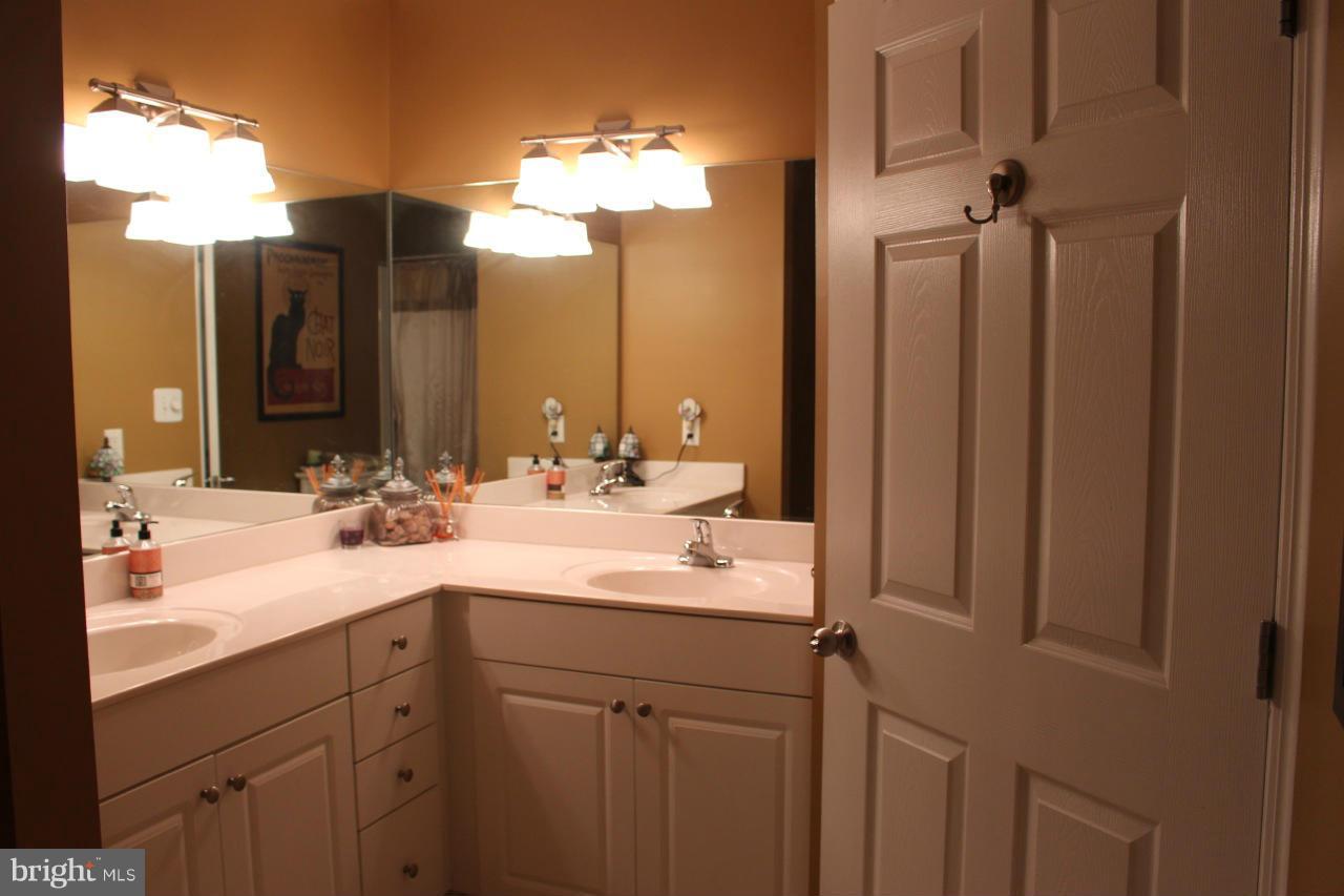 WESTCHESTER AT STRATFORD - Residential