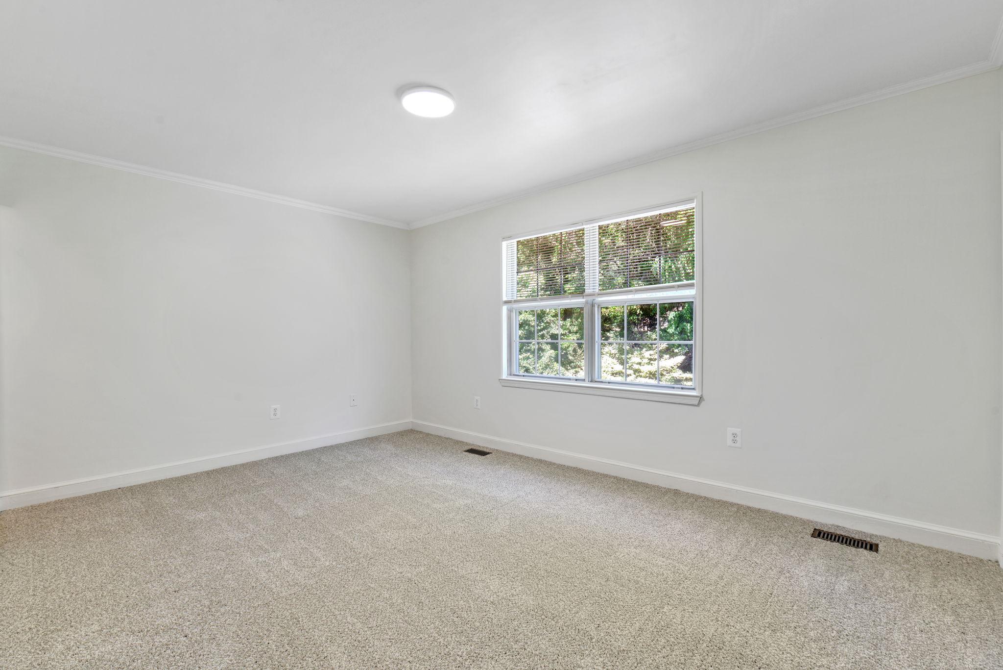 TEMPLE HILLS - Residential