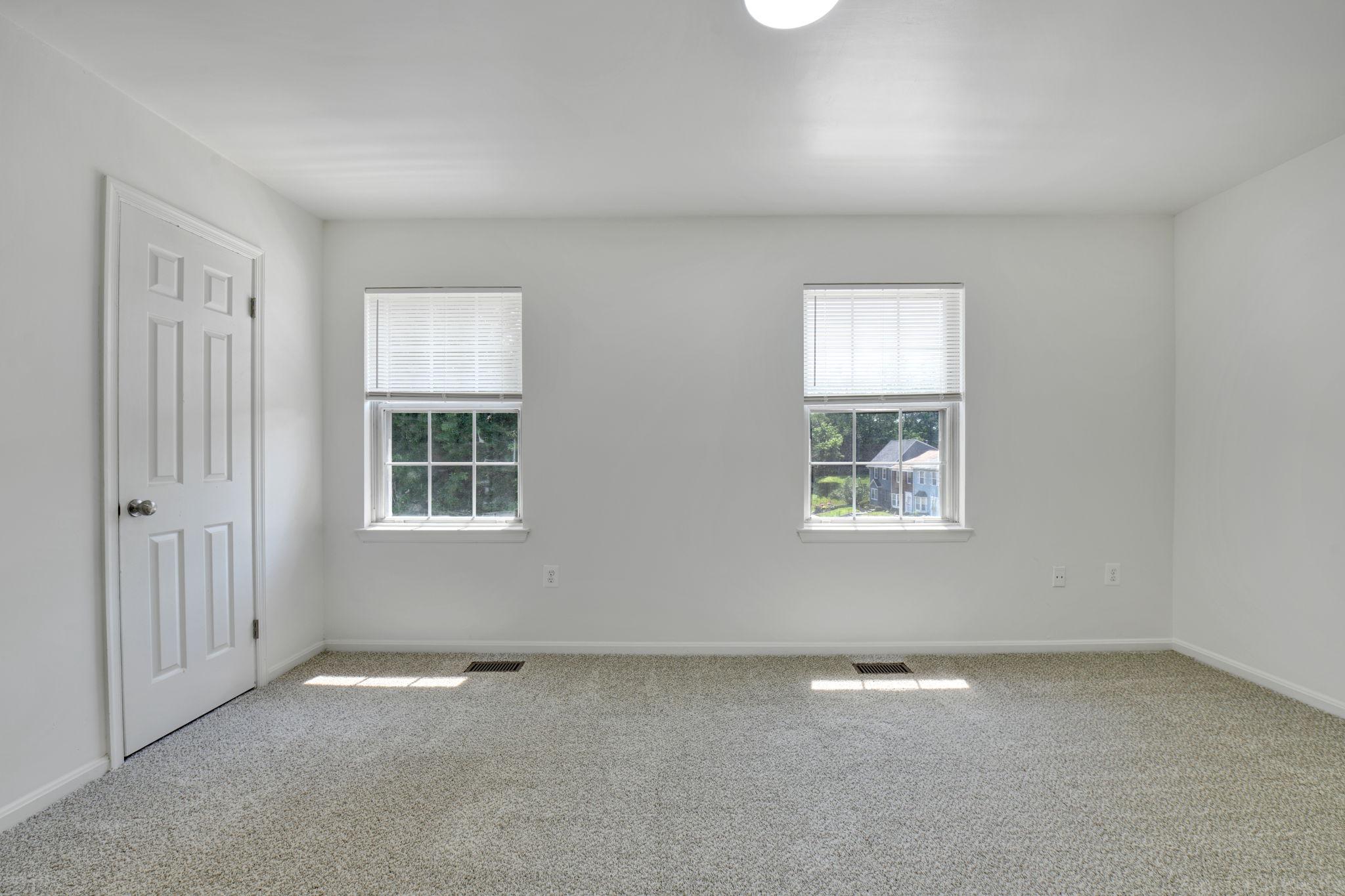 TEMPLE HILLS - Residential