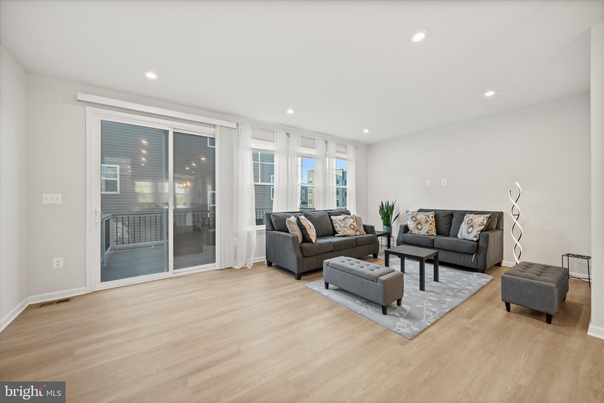 HIGHLAND PARK - Residential