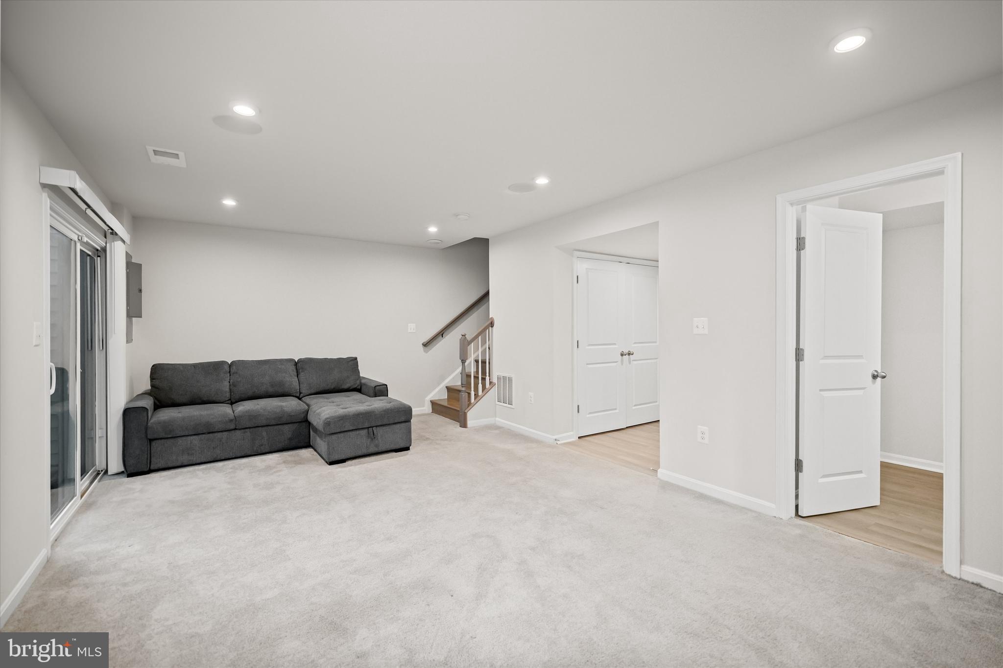 HIGHLAND PARK - Residential