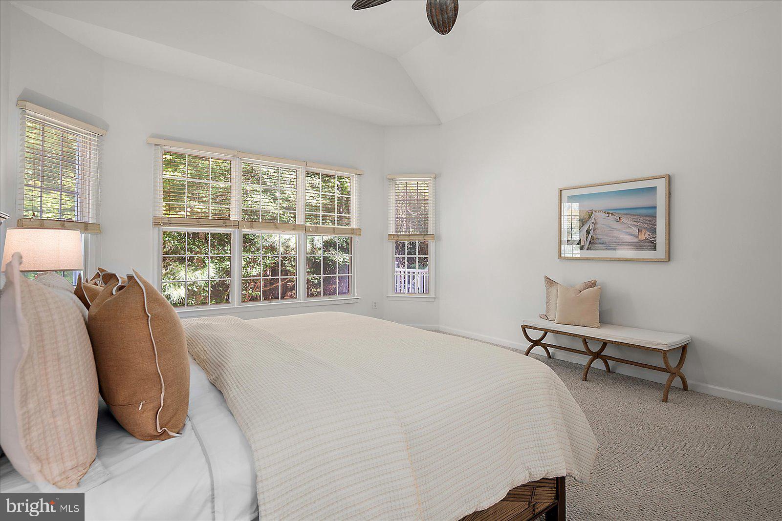 BETHANY LAKES - Residential