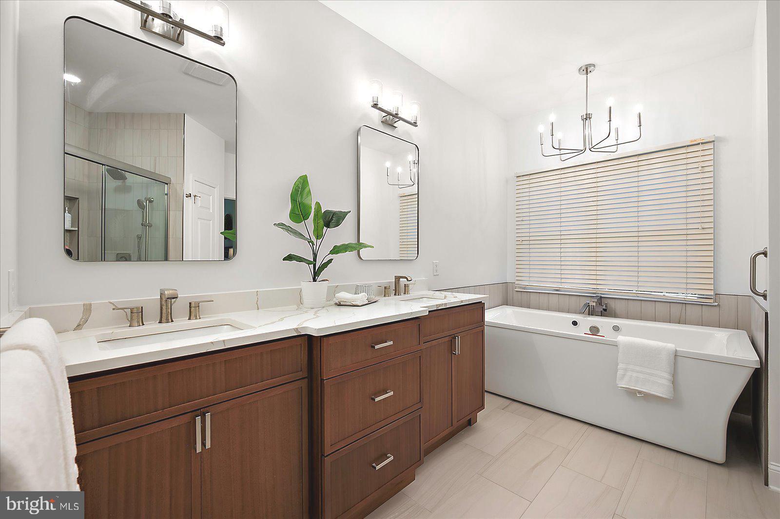 BETHANY LAKES - Residential