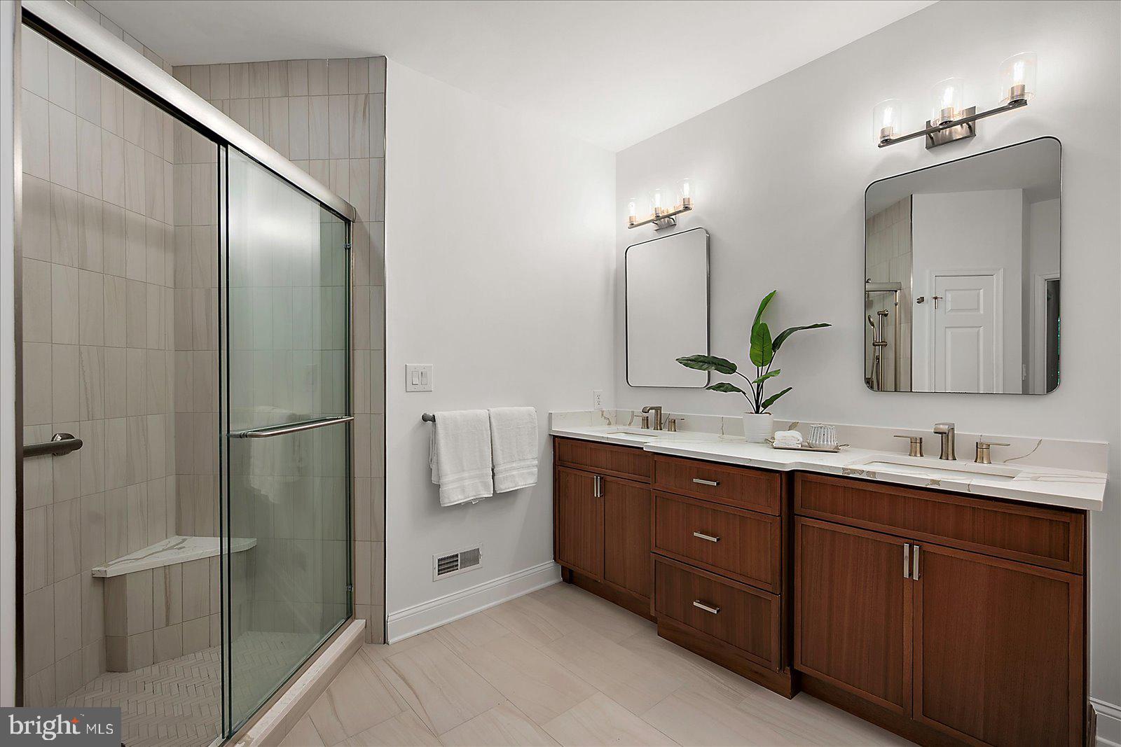 BETHANY LAKES - Residential