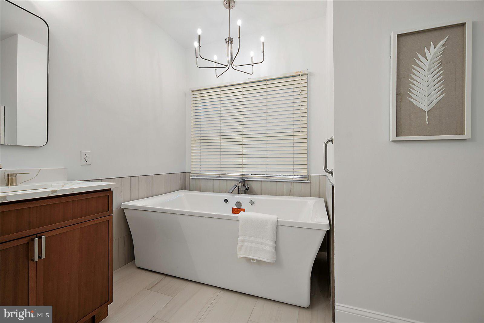 BETHANY LAKES - Residential