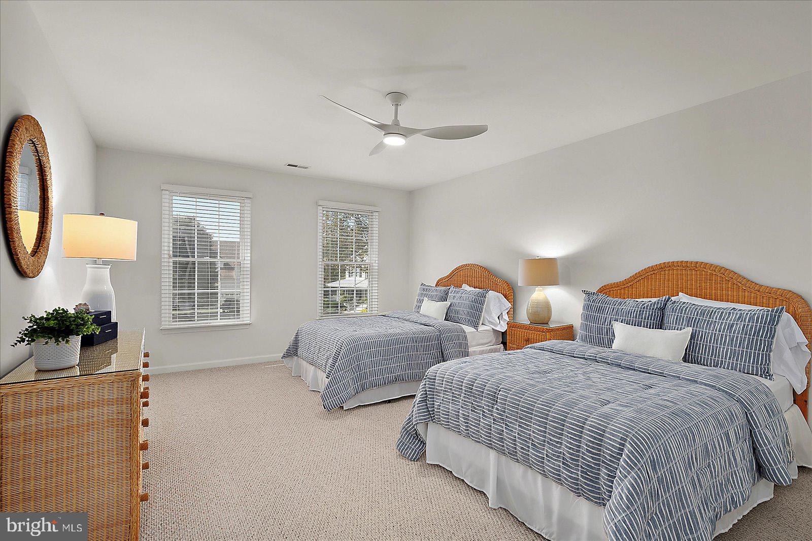 BETHANY LAKES - Residential