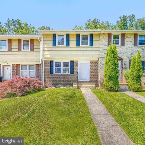 Townhouse For Rent - 234 Cedarmere Circle<br/> OWINGS MILLS, MD 21117