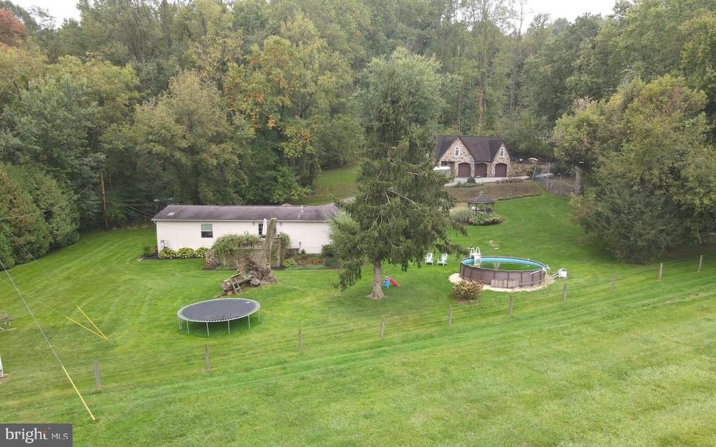 Photo of 275 S Belmont Road, Paradise, PA 17562 (MLS # PALA2042608)