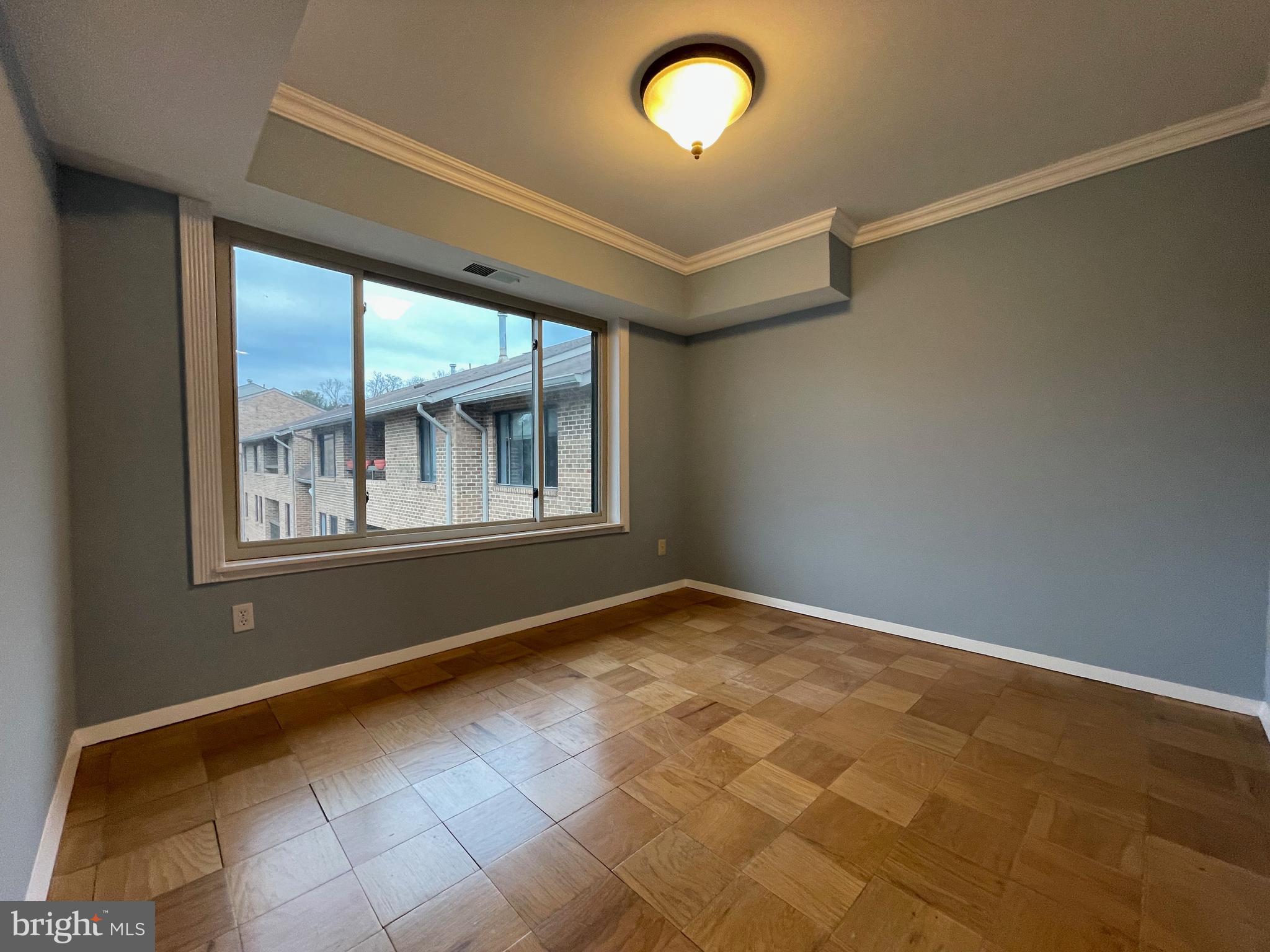 GEORGETOWN VILLAGE - Residential Lease