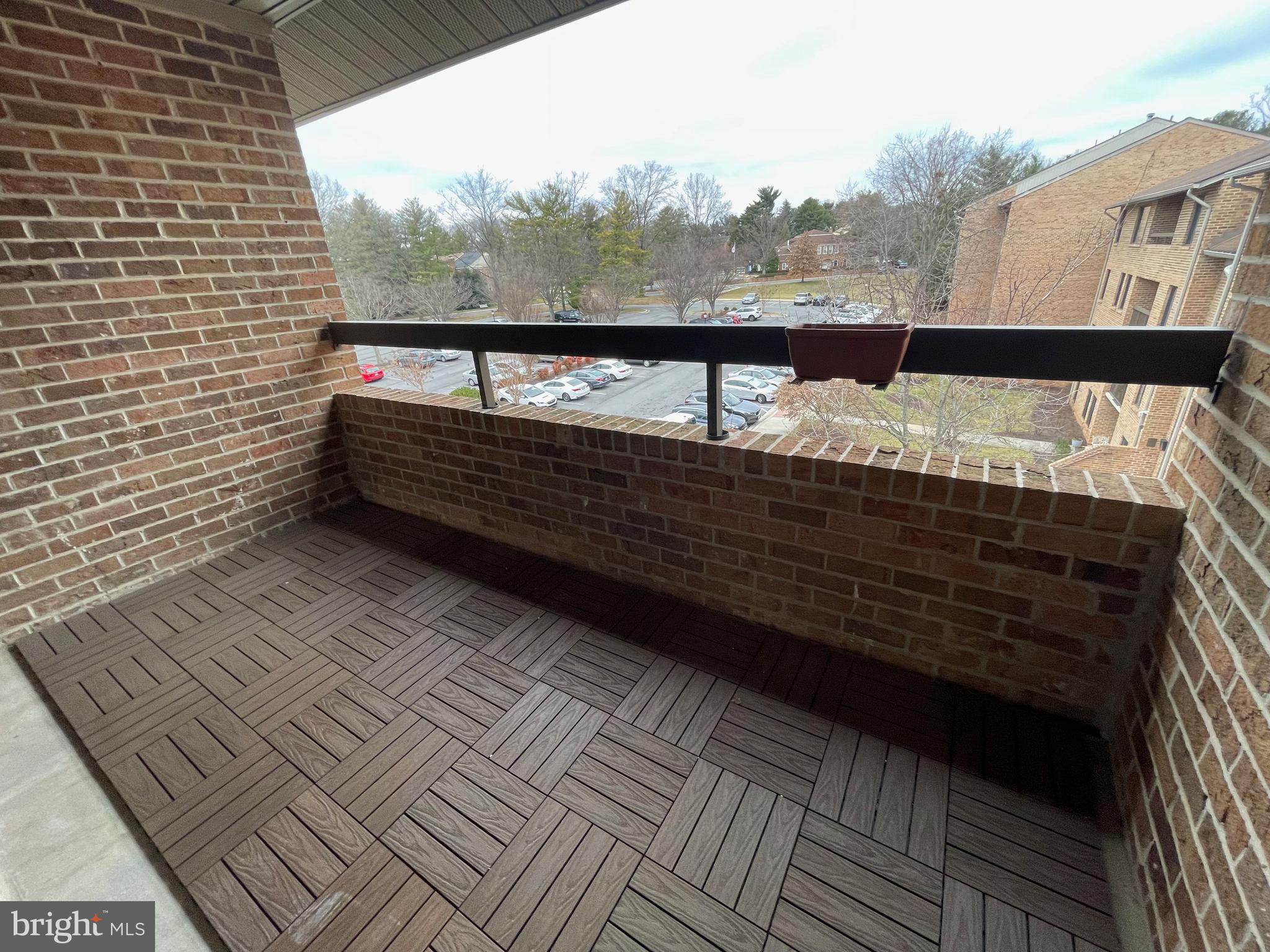 GEORGETOWN VILLAGE - Residential Lease