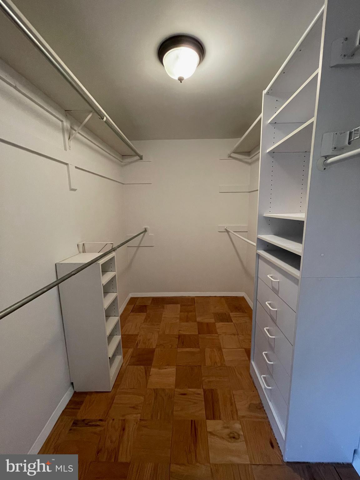 GEORGETOWN VILLAGE - Residential Lease