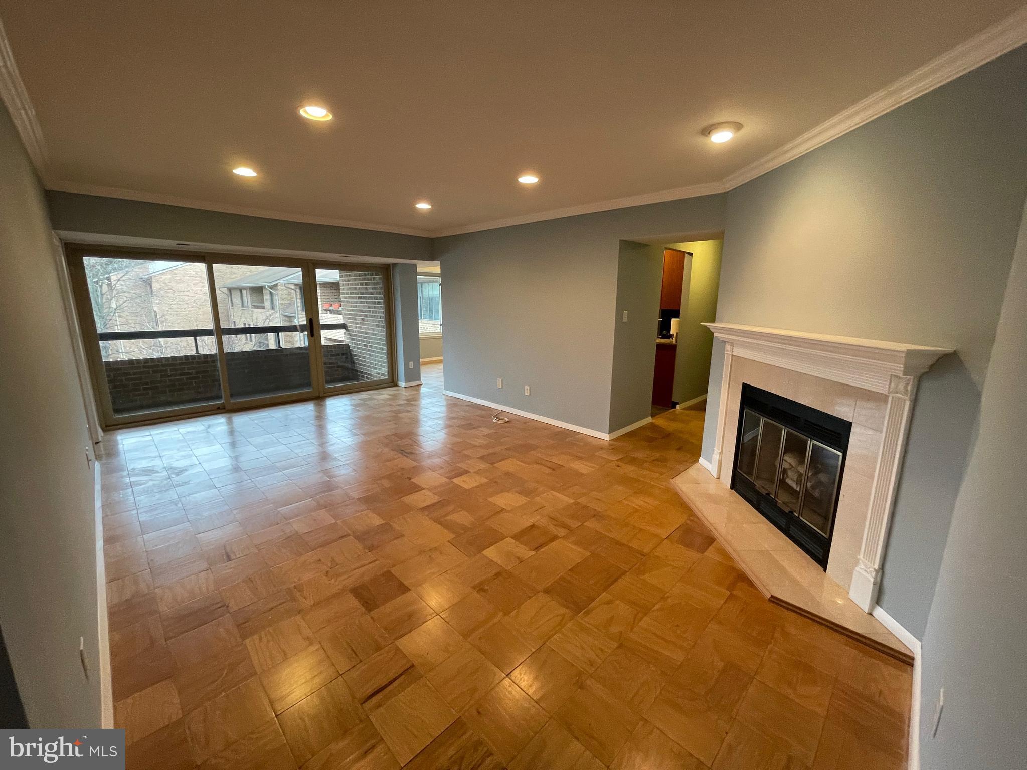 GEORGETOWN VILLAGE - Residential Lease