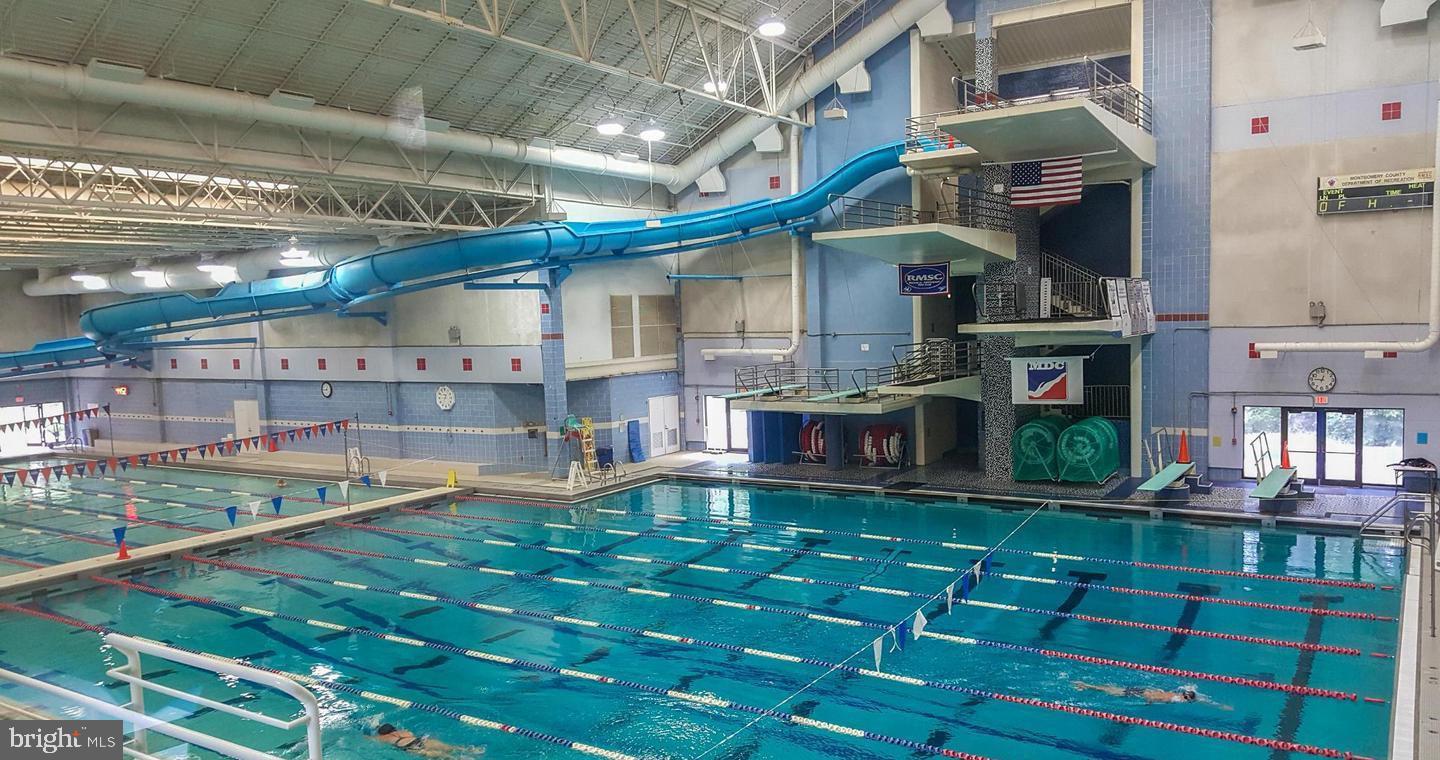 GEORGETOWN VILLAGE - Residential Lease