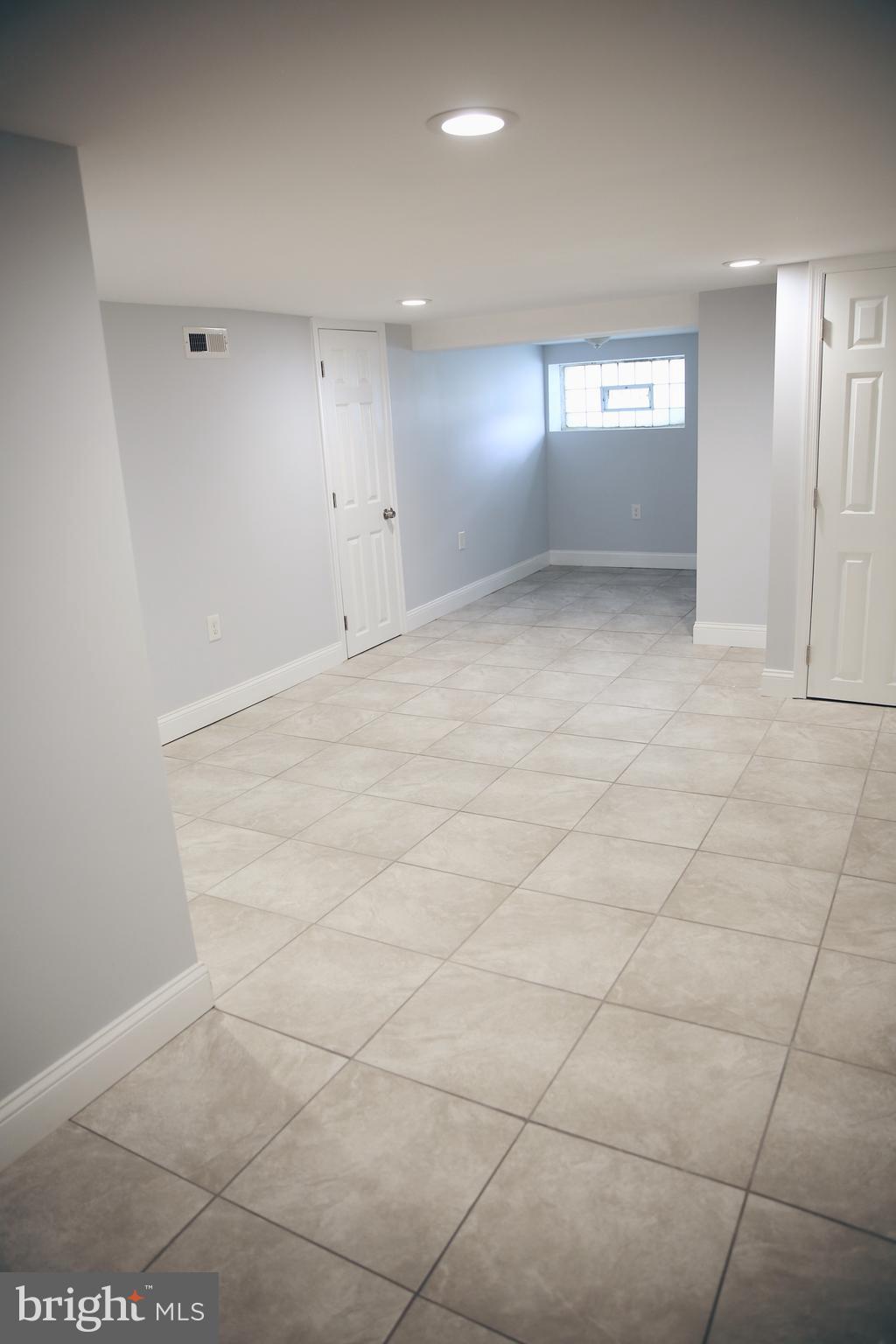 PHILADELPHIA - Residential