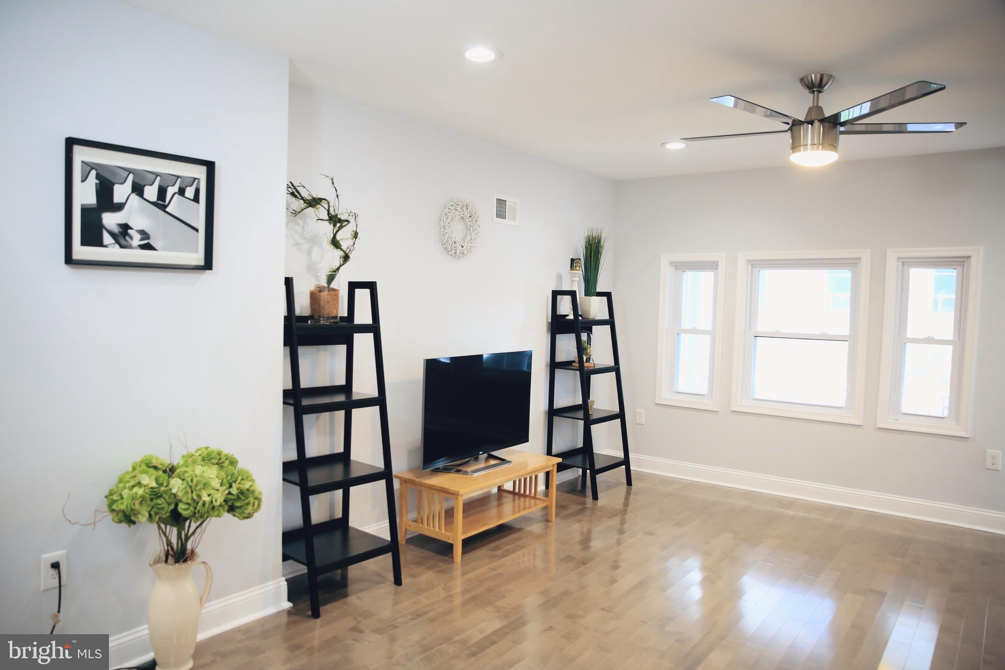 PHILADELPHIA - Residential