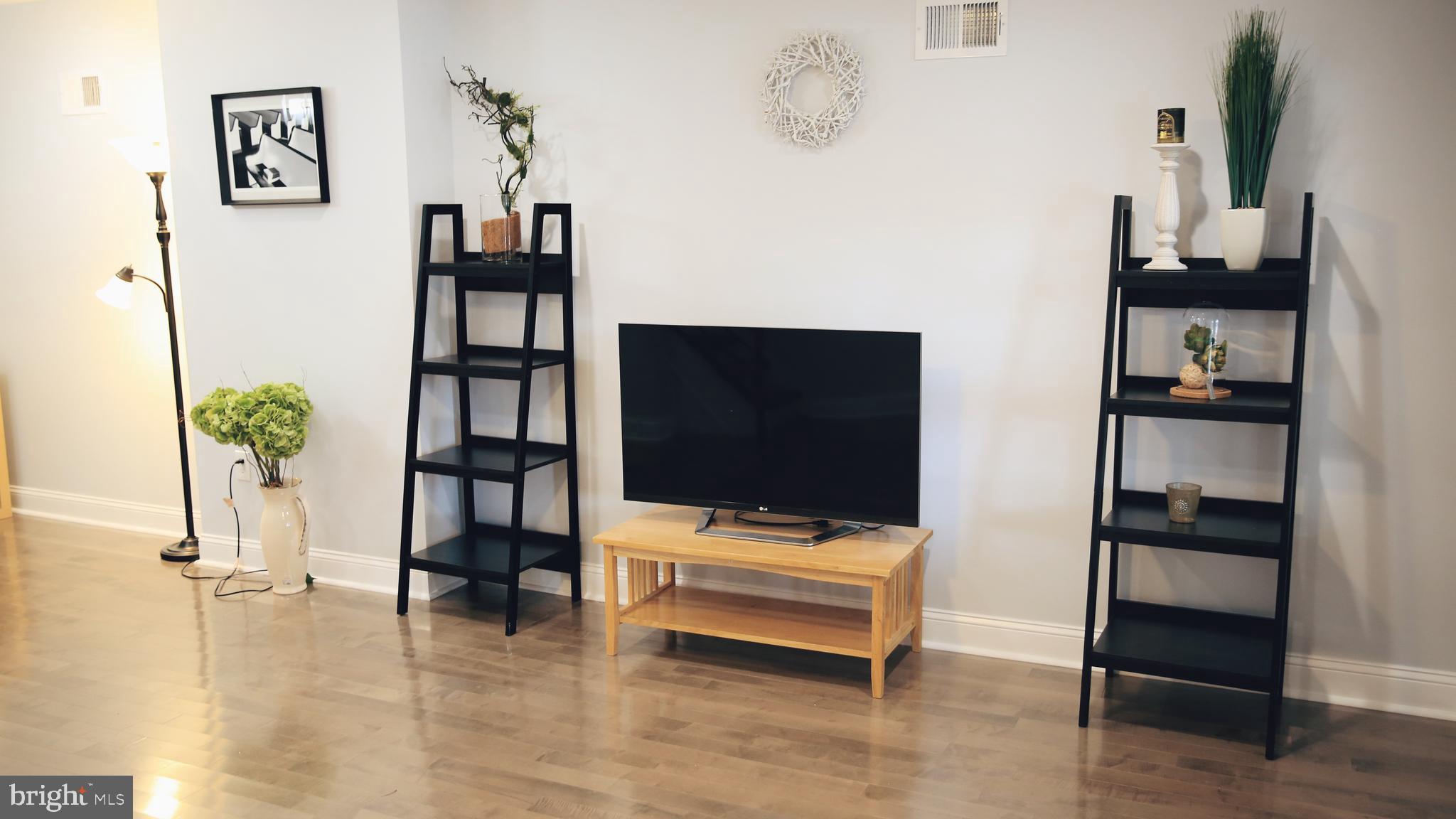 PHILADELPHIA - Residential