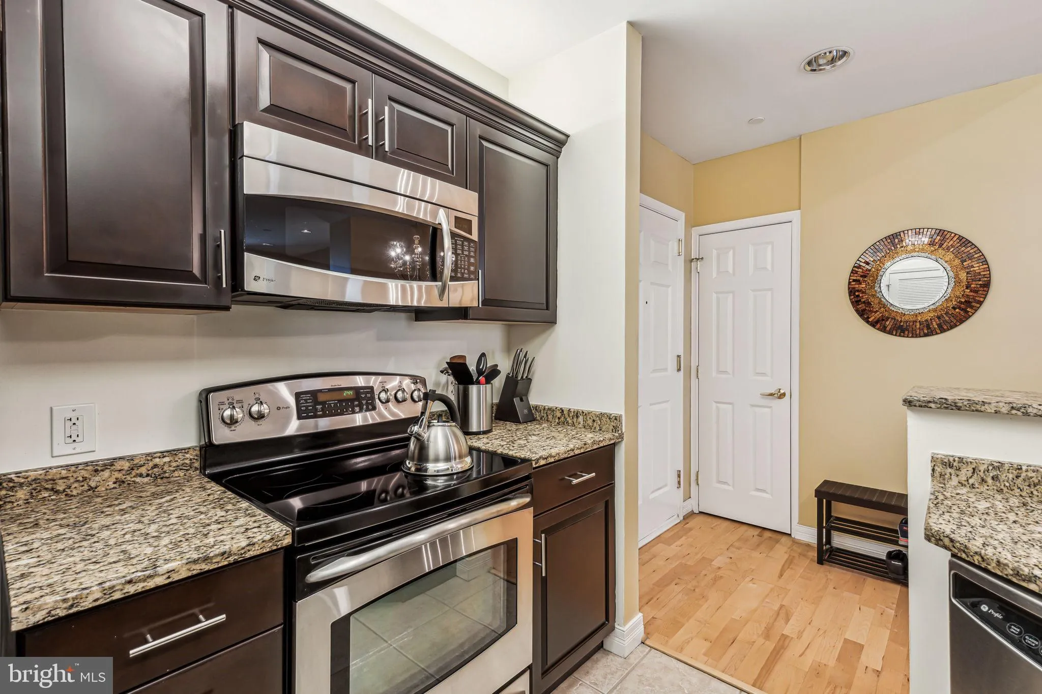 Philadelphia, Pennsylvania 19103, United States, 1 Bedroom Bedrooms, ,1 BathroomBathrooms,Residential,Active,125945