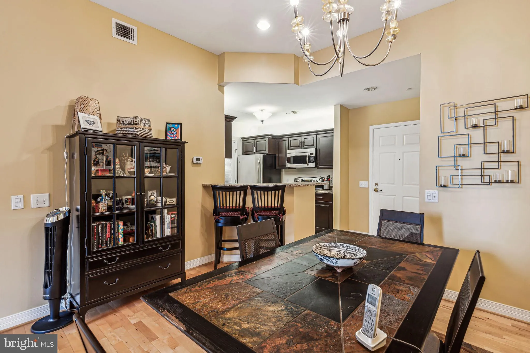 Philadelphia, Pennsylvania 19103, United States, 1 Bedroom Bedrooms, ,1 BathroomBathrooms,Residential,Active,125945