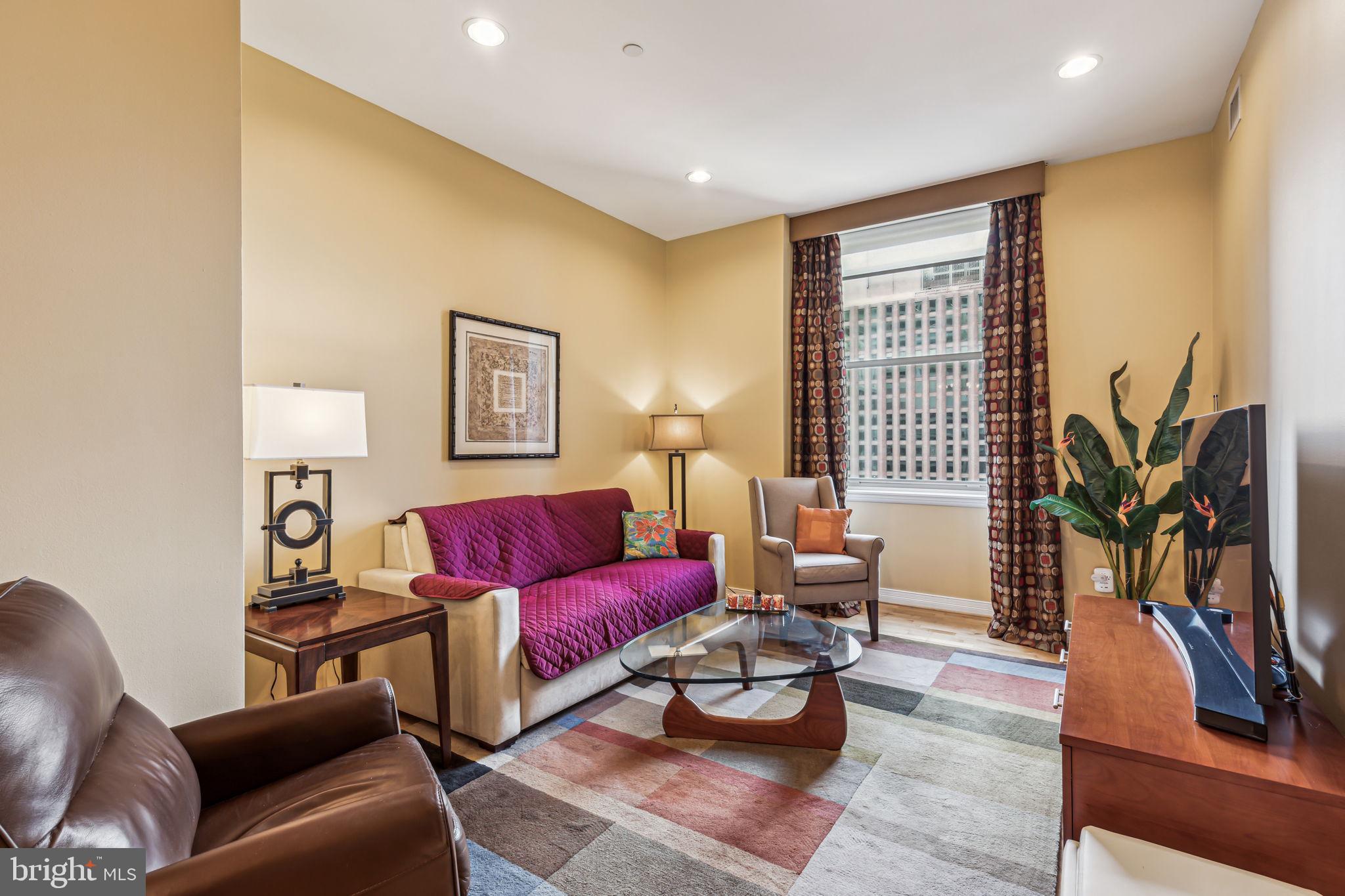 RITTENHOUSE SQUARE - Residential