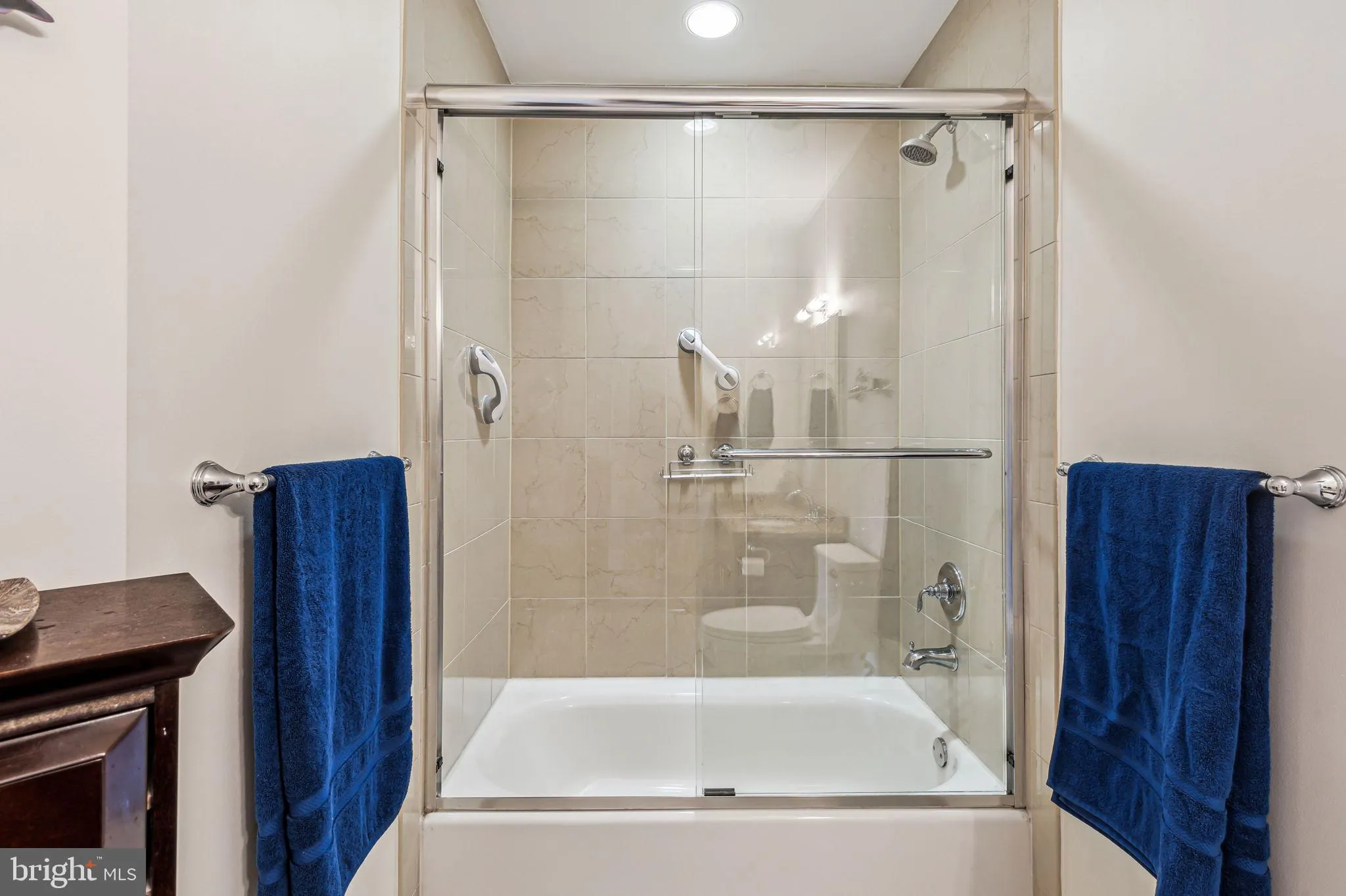 Philadelphia, Pennsylvania 19103, United States, 1 Bedroom Bedrooms, ,1 BathroomBathrooms,Residential,Active,125945