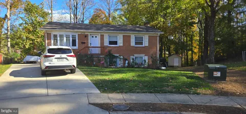 4700 Korvett Drive, Woodbridge, VA MLS: VAPW2107310