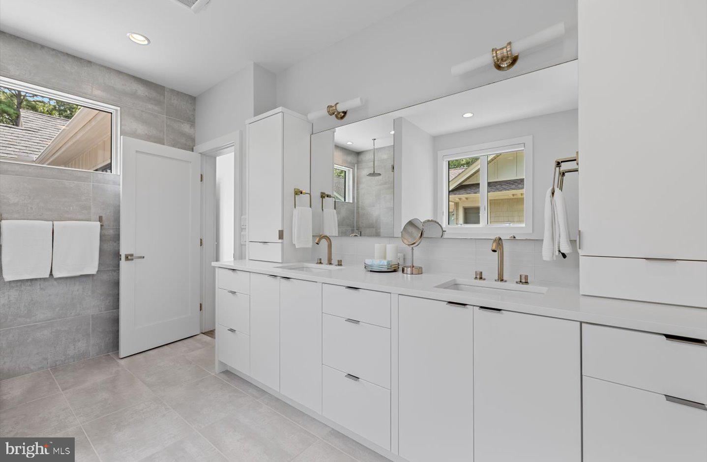 NORTH REHOBOTH - Residential