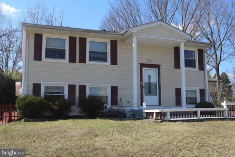 13008 Kimbrough Lane, Woodbridge, VA MLS: VAPW2089250