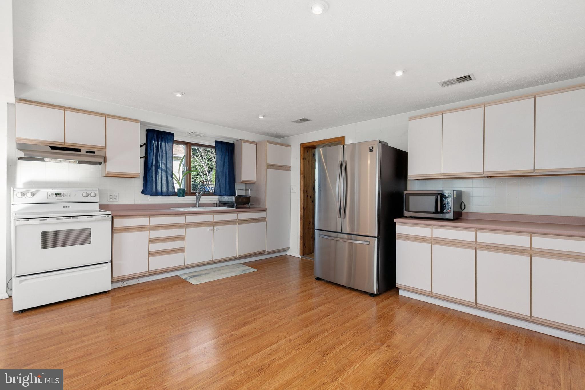 GARLAND PARK - Residential