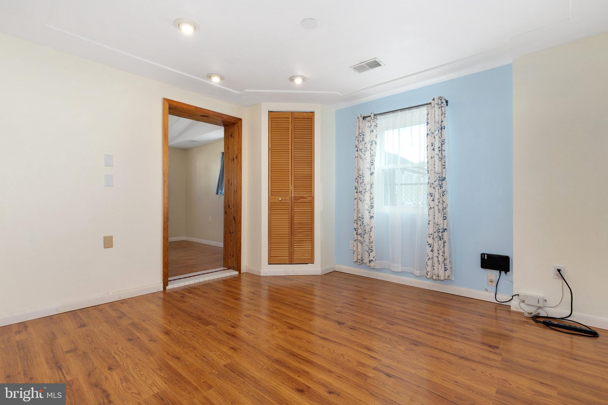 GARLAND PARK - Residential