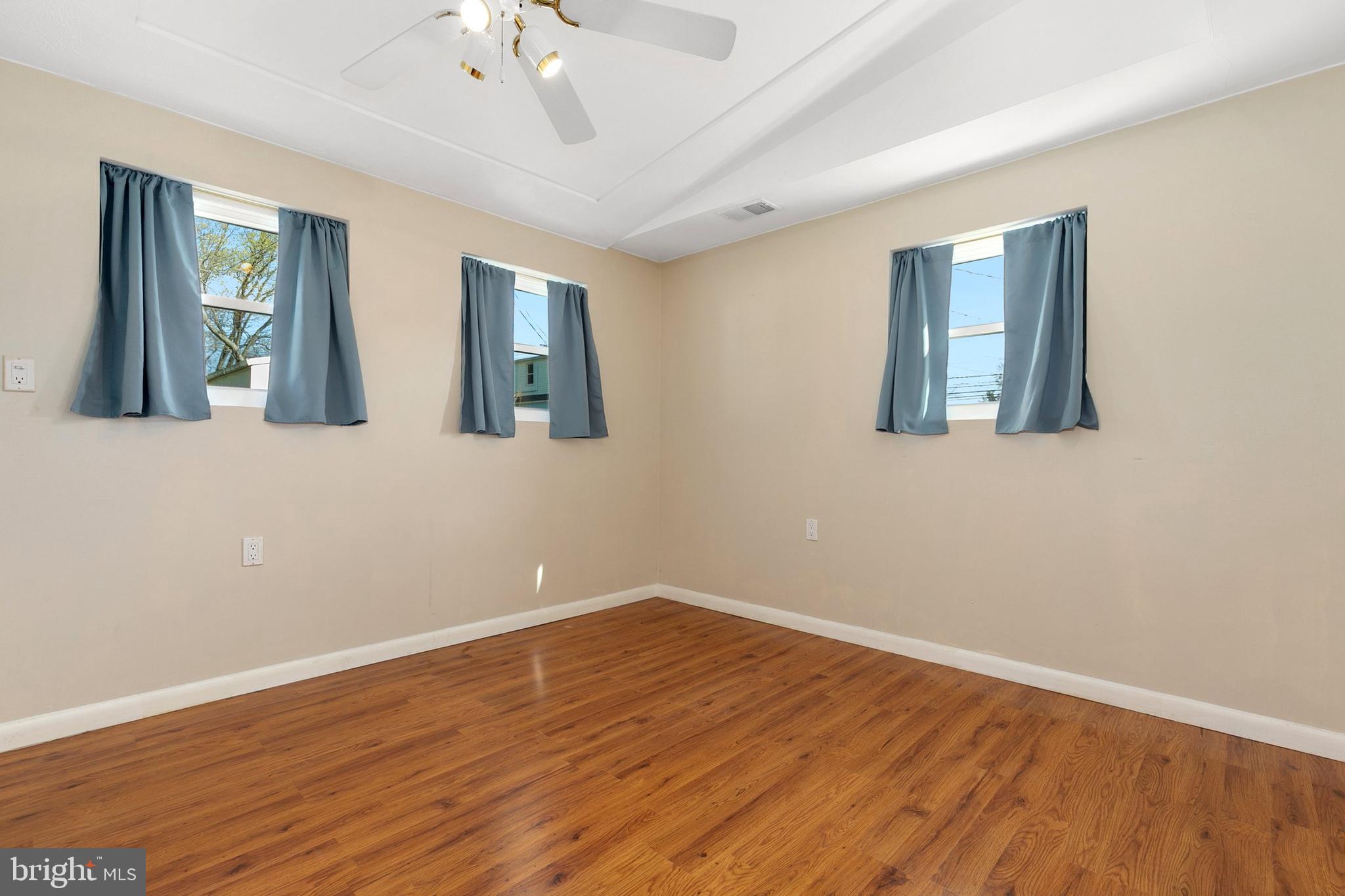 GARLAND PARK - Residential