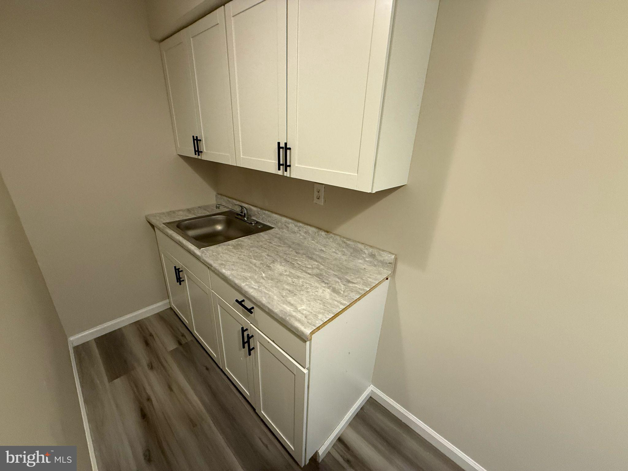 PORT POTOMAC - Residential