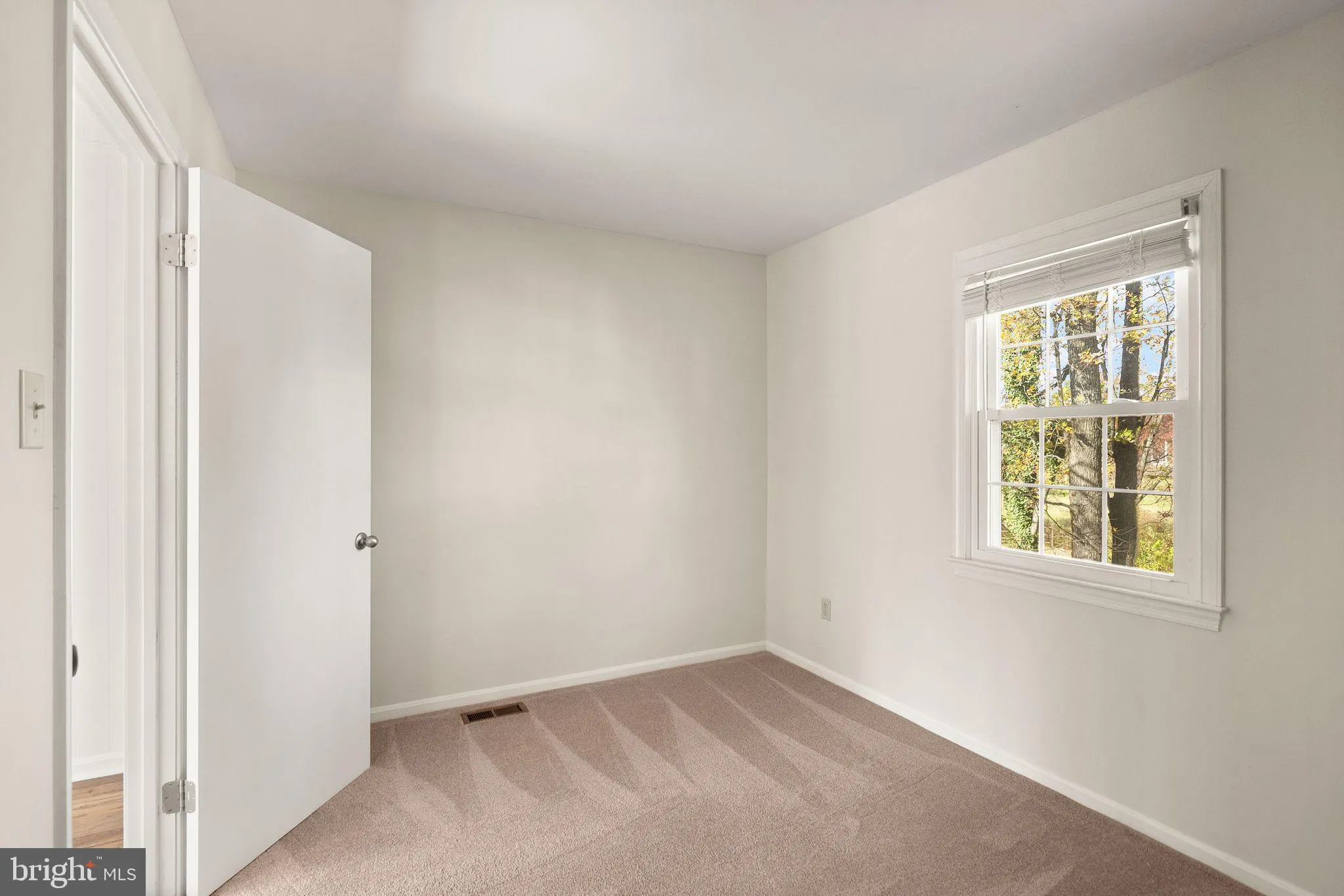 Chantilly, Virginia 20151, United States, 4 Bedrooms Bedrooms, ,4 BathroomsBathrooms,Residential,Coming Soon,237886