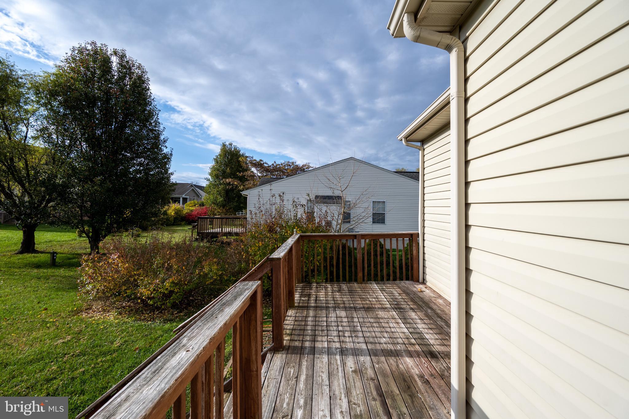 MEADOWS AT SHAWNEE - Residential