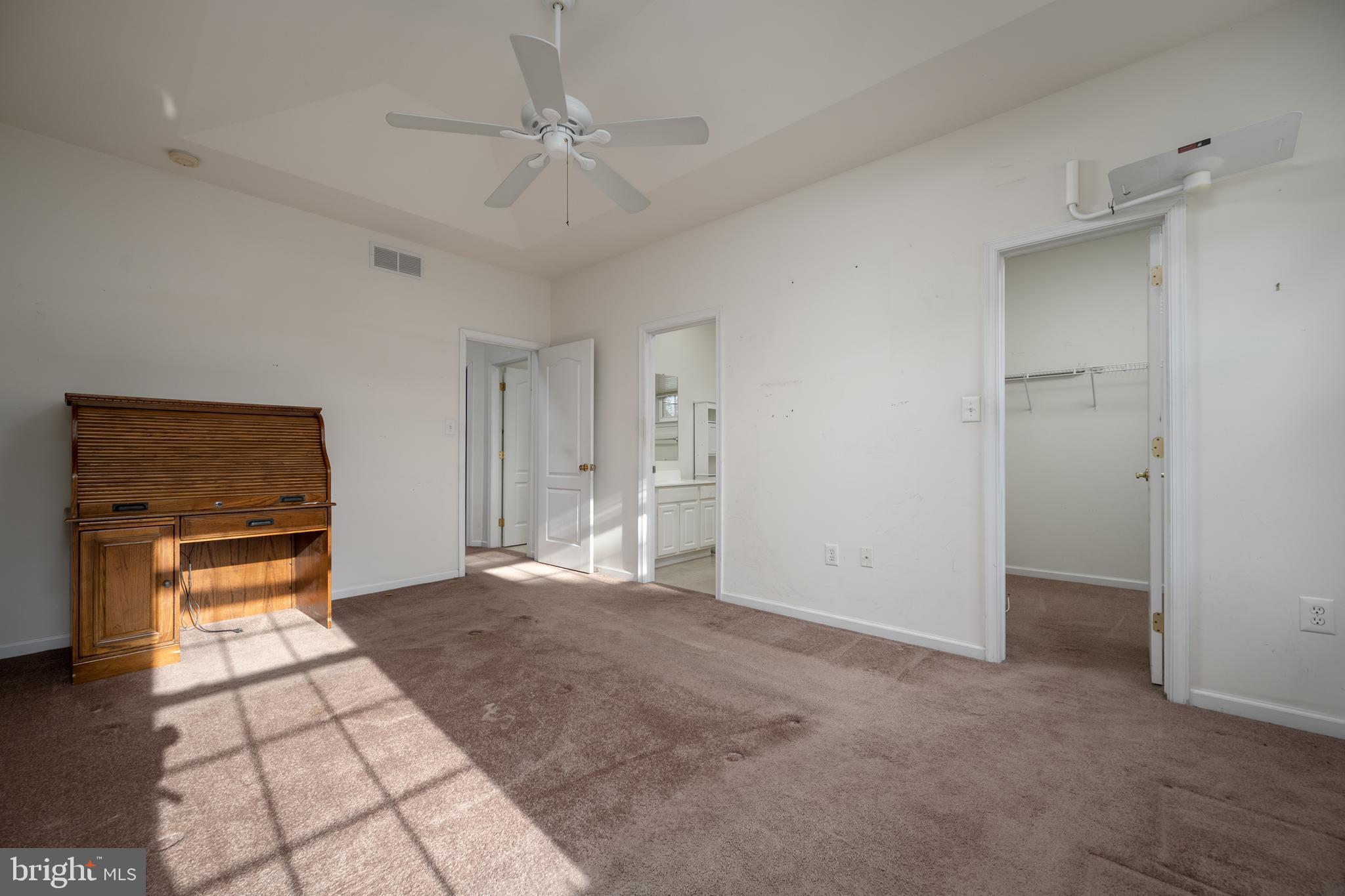 MEADOWS AT SHAWNEE - Residential