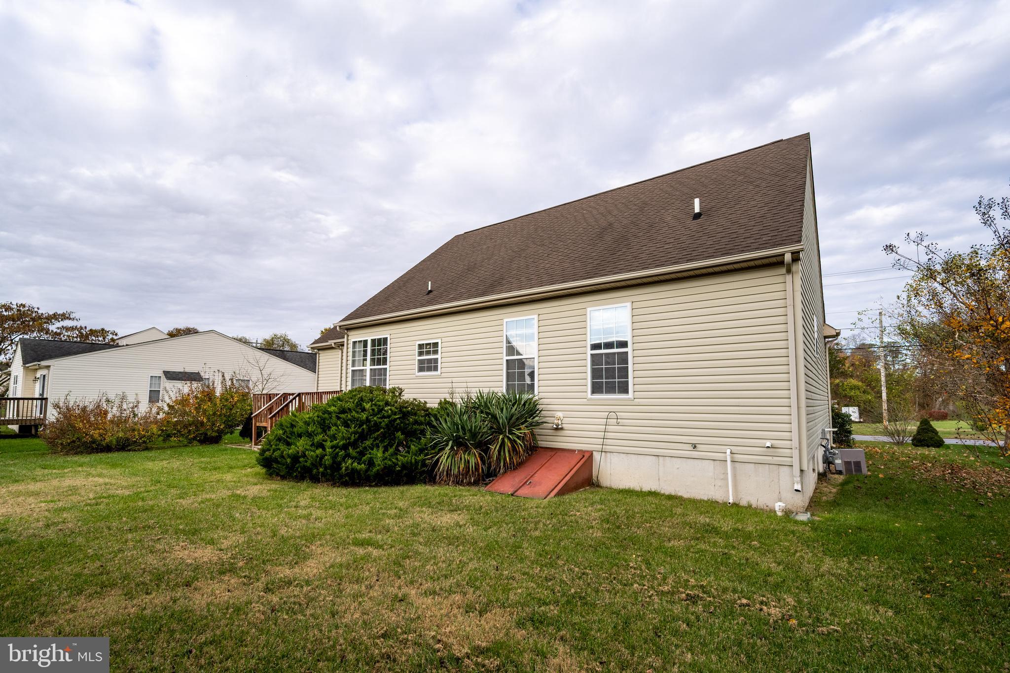 MEADOWS AT SHAWNEE - Residential