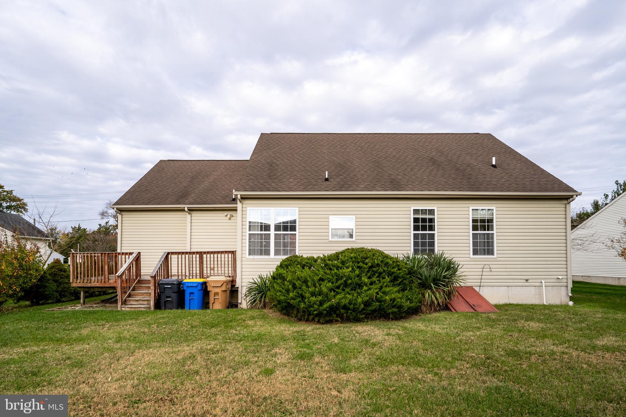 MEADOWS AT SHAWNEE - Residential