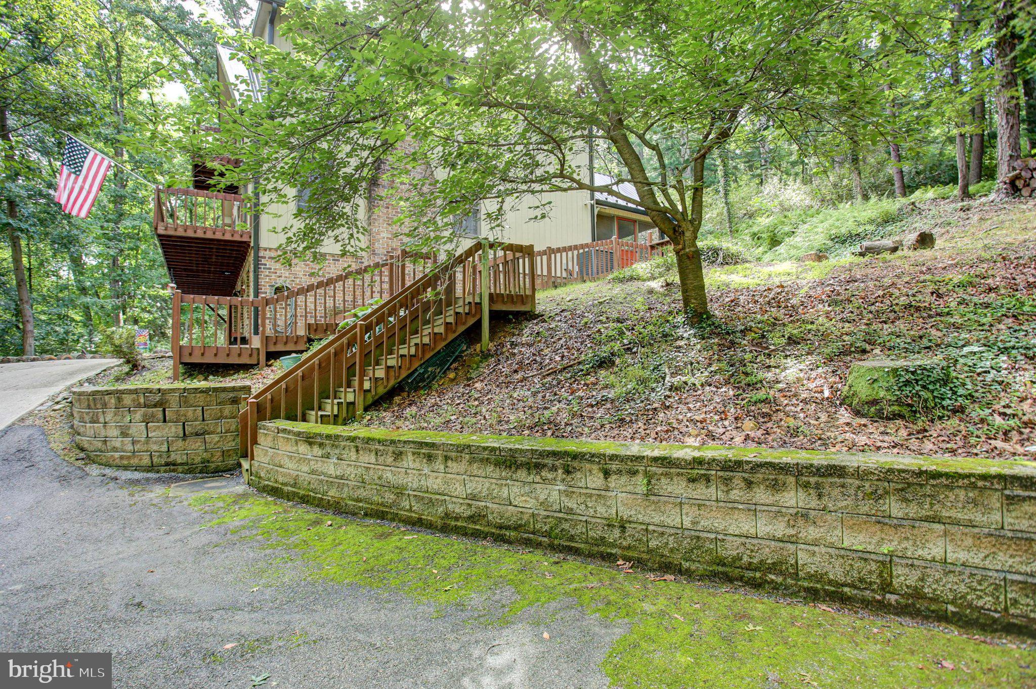 8140 MICHAUX DRIVE