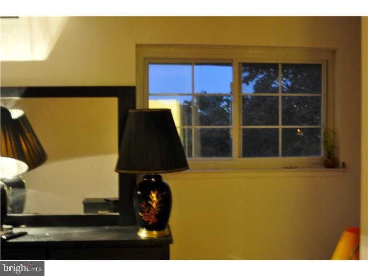 YORKTOWN - Residential