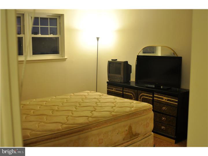 YORKTOWN - Residential