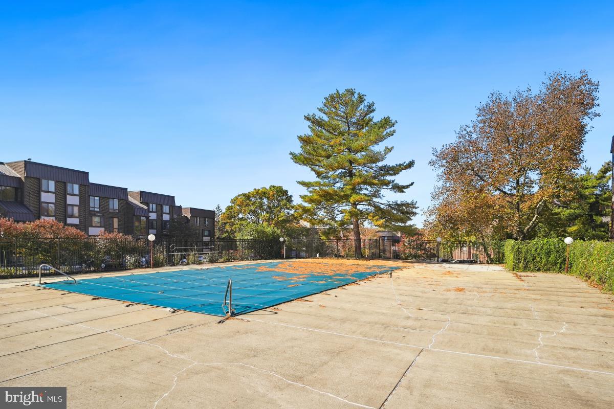 FORT ELLSWORTH - Residential