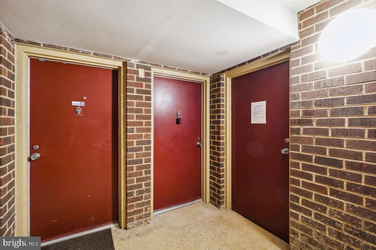 FORT ELLSWORTH - Residential