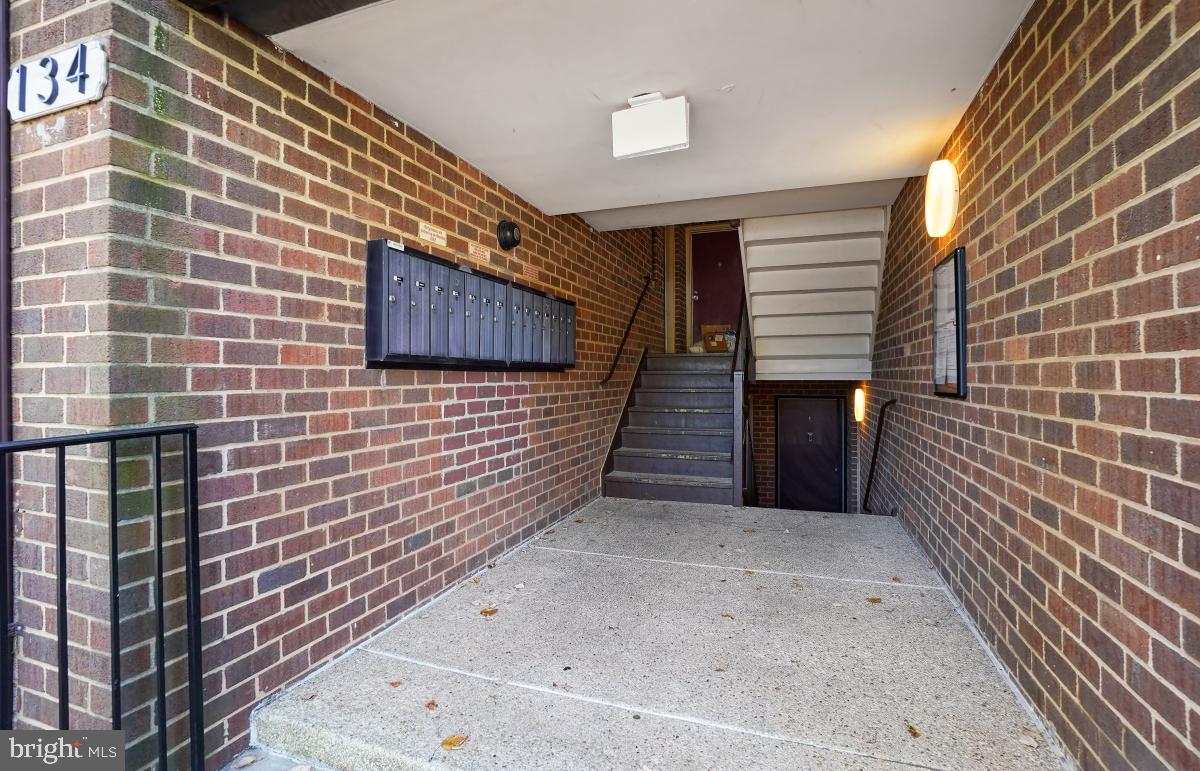 FORT ELLSWORTH - Residential