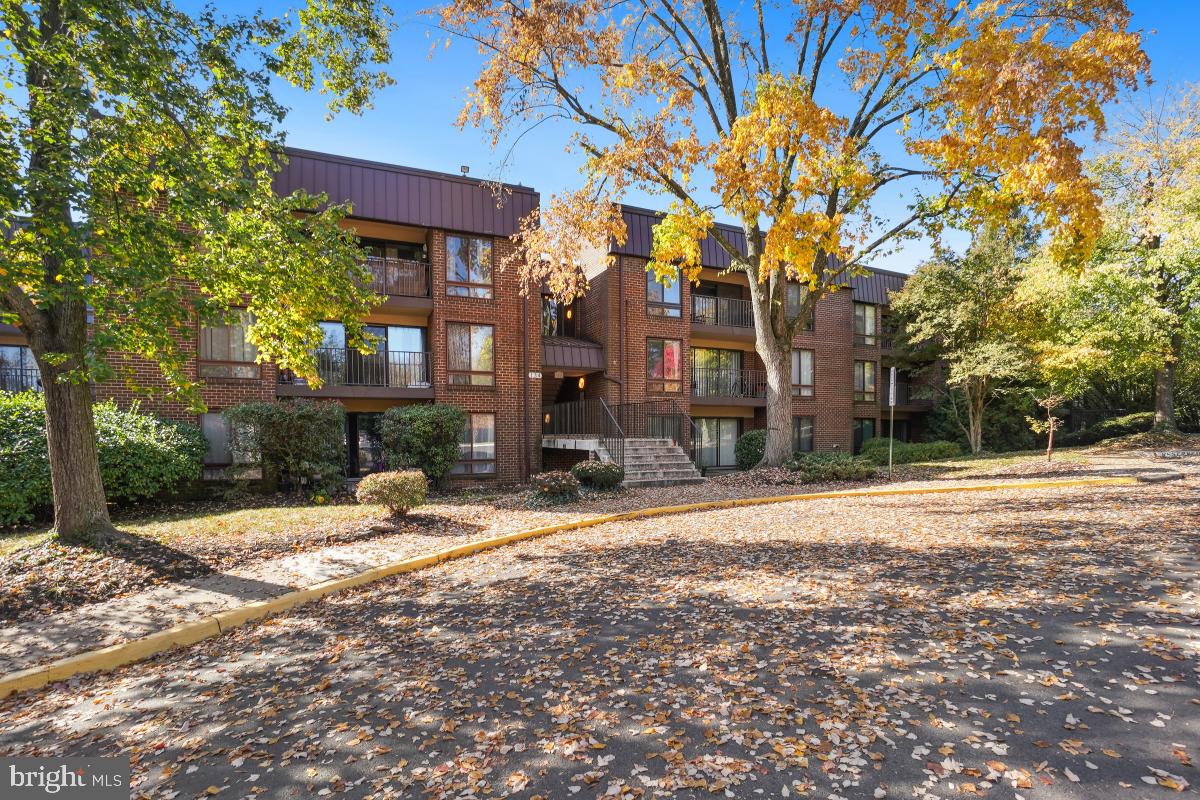 FORT ELLSWORTH - Residential