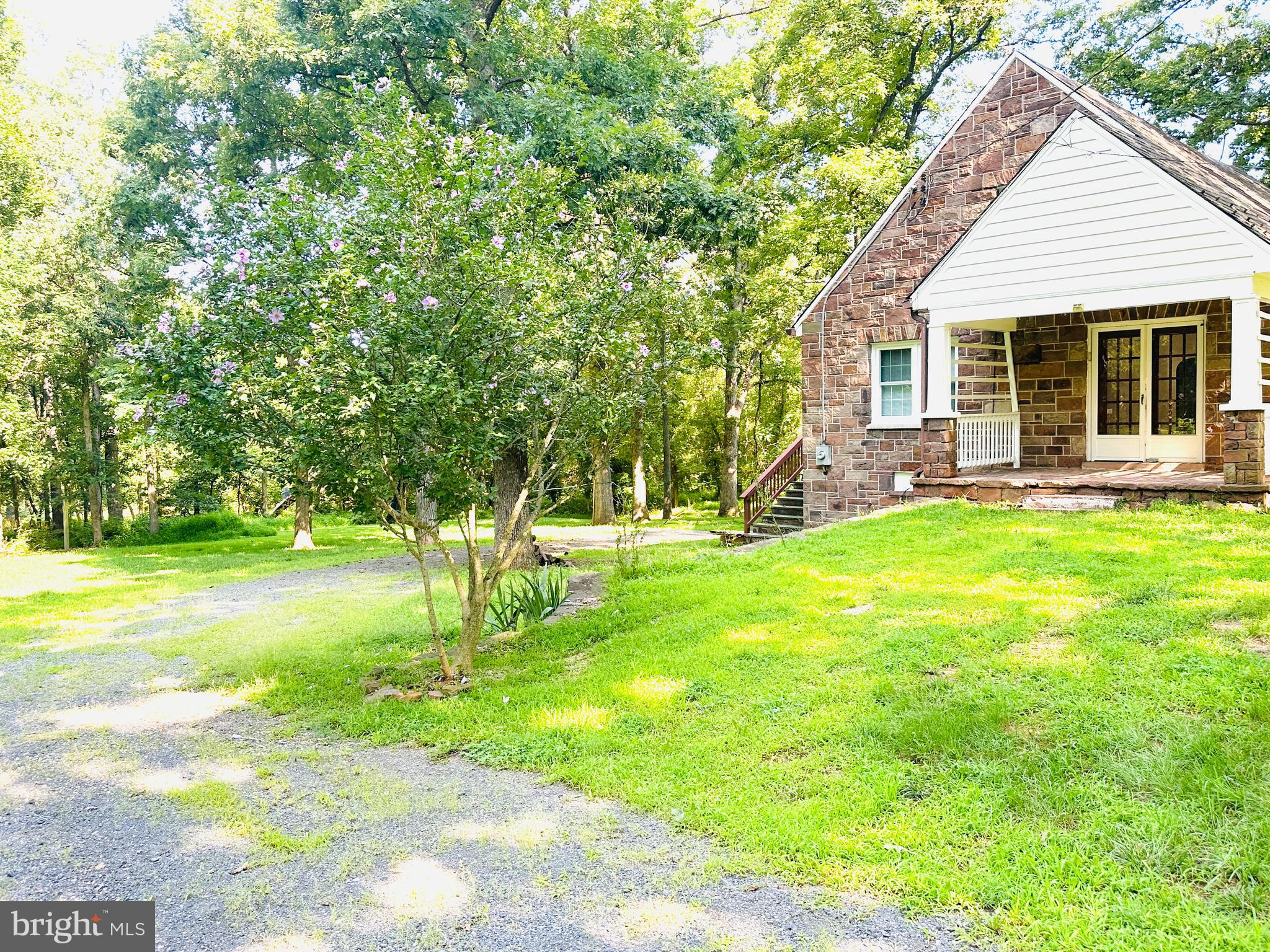 21120 MARTINSBURG ROAD