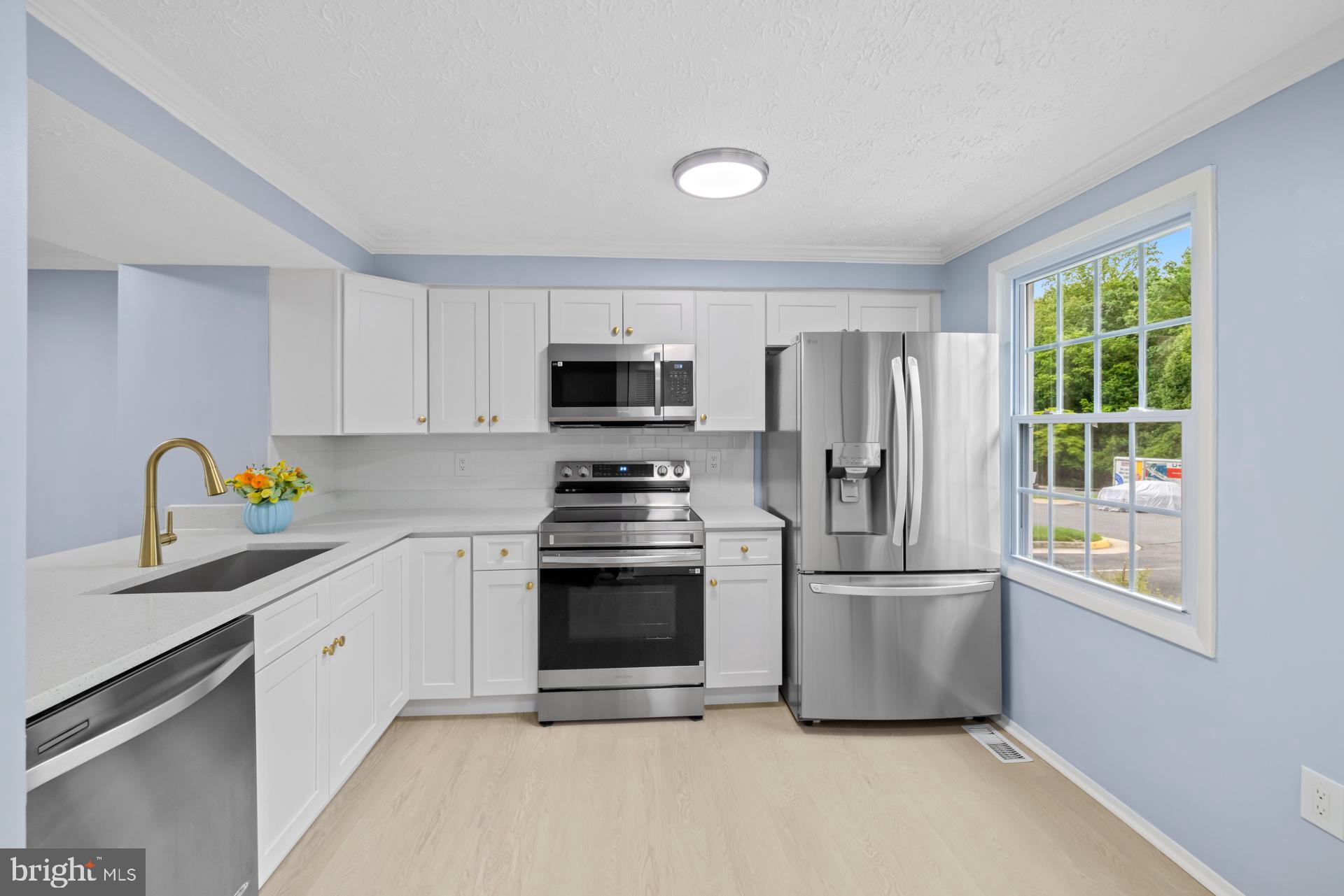 8318 BROOKVALE COURT